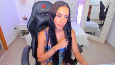 xiomara_cortes online show from 17, 2, 2025