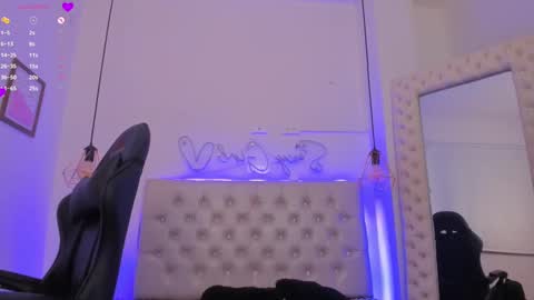 xiomara_cortes online show from 7, 3, 2025