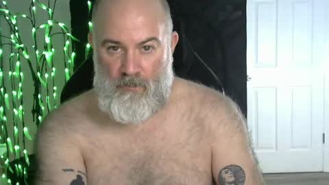 Snapshot of xjohnniex77 chatting on 23, 5, 2026 MrSlowBurn77 online show from 23, 5, 2026