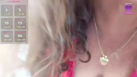 Snapshot of xladyluna chatting on 16, 1, 2026 xladyluna online show from 16, 1, 2026