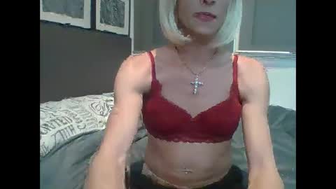 Snapshot of xlecram chatting on 2, 3, 2026 Wendy online show from 2, 3, 2026