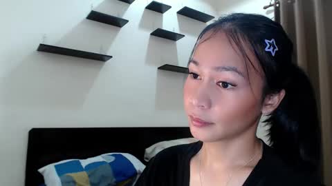 Snapshot of xlovely_destinyx chatting on 11, 3, 2026 Alice online show from 11, 3, 2026