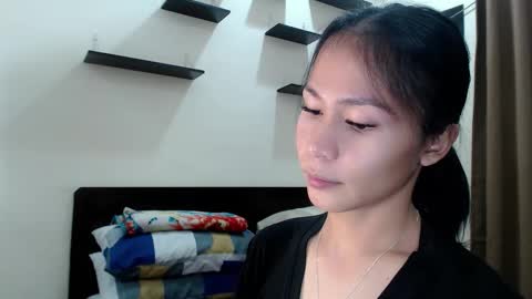 Snapshot of xlovely_destinyx chatting on 13, 3, 2026 Alice online show from 13, 3, 2026