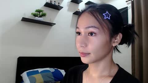 Snapshot of xlovely_destinyx chatting on 17, 3, 2026 Alice online show from 17, 3, 2026