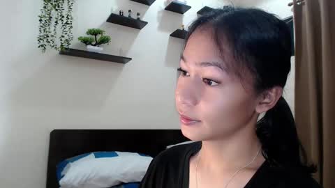 Snapshot of xlovely_destinyx chatting on 24, 3, 2026 Alice online show from 24, 3, 2026