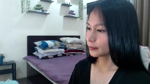 Snapshot of xlovely_destinyx chatting on 28, 5, 2026 Alice online show from 28, 5, 2026