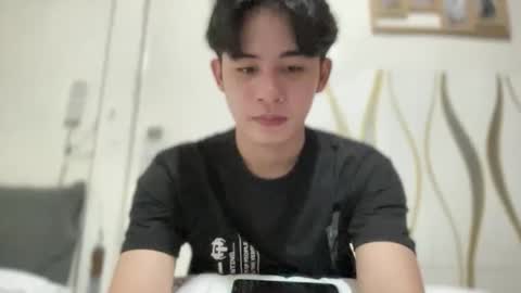 MIKAEL online show from 6, 4, 2026