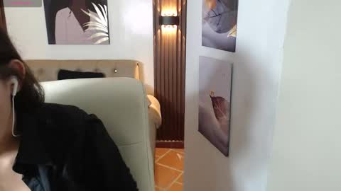 lunna online show from 25, 10, 2025