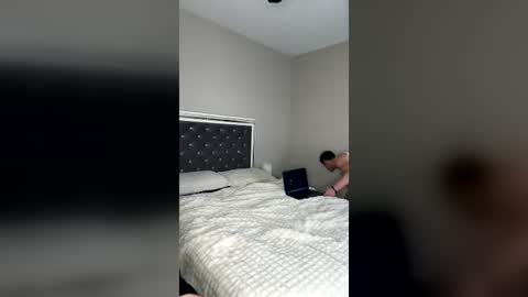 xmckennalynn online show from 27, 7, 2026