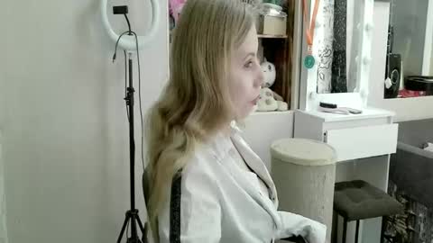 Snapshot of xmilagrosxs chatting on 28, 4, 2026 xMilagrosxs online show from 28, 4, 2026