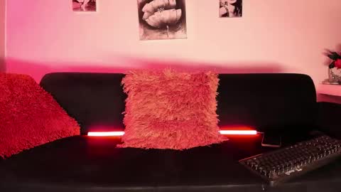 xmistresspervet online show from 14, 11, 2025