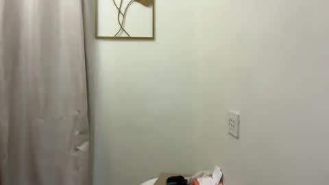 Snapshot of xmoreno_guy69 chatting on 16, 12, 2025 SECRET online show from 16, 12, 2025