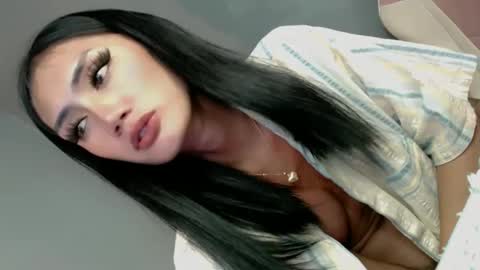 JACKY DELOS SANTOS online show from 20, 2, 2025