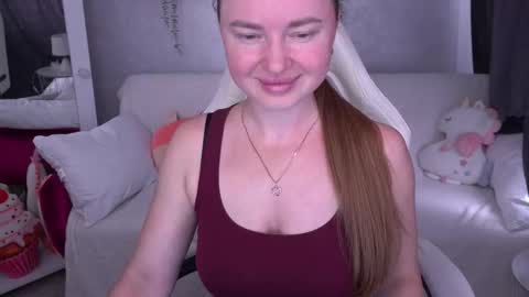 Snapshot of xo_monica chatting on 4, 10, 2025 Monica online show from 4, 10, 2025
