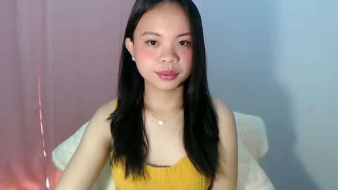 Snapshot of xo_worth_it chatting on 18, 4, 2026 nathalie online show from 18, 4, 2026