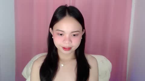 Snapshot of xo_worth_it chatting on 22, 4, 2026 nathalie online show from 22, 4, 2026