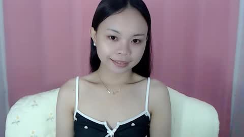 Snapshot of xo_worth_it chatting on 27, 4, 2026 nathalie online show from 27, 4, 2026