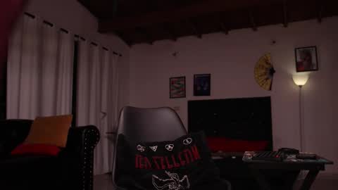   online show from 12, 11, 2025