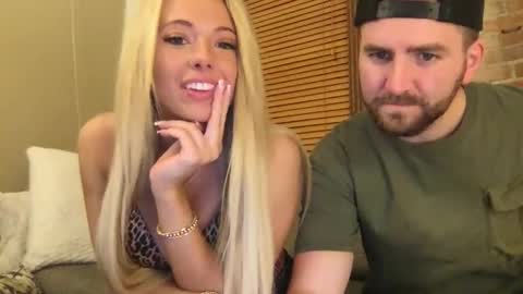 xoprincesspeachxo online show from 25, 10, 2025