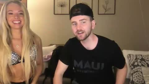 xoprincesspeachxo online show from 14, 12, 2025