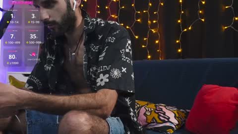 XoRylan online show from 15, 1, 2025