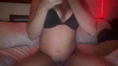 Snapshot of xoviolettt chatting on 6, 4, 2026 3 online show from 6, 4, 2026
