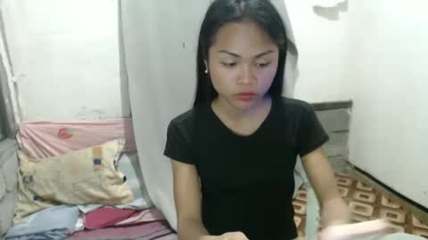 Snapshot of xpinaycreamcockx chatting on 19, 4, 2026 JHANA online show from 19, 4, 2026