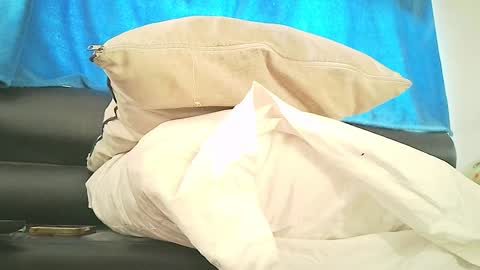 Snapshot of xposed_edger chatting on 26, 1, 2025 xposed_edger online show from 26, 1, 2025