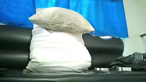 Snapshot of xposed_edger chatting on 20, 2, 2025 xposed_edger online show from 20, 2, 2025