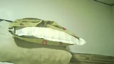 Snapshot of xposed_edger chatting on 4, 10, 2025 xposed_edger online show from 4, 10, 2025