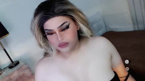 Snapshot of xsabbylicious69 chatting on 19, 10, 2025 xsabbylicious69 online show from 19, 10, 2025
