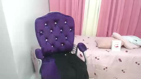 Snapshot of xsexyninedollx chatting on 24, 9, 2025 Cleo de nile online show from 24, 9, 2025