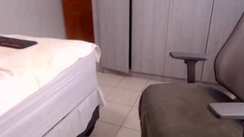 spykeXtee online show from 9, 2, 2025