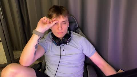 DerekHehe online show from 11, 1, 2026