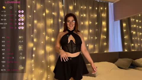 Snapshot of xtrahotx chatting on 3, 5, 2026 Milana online show from 3, 5, 2026