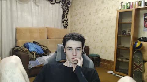 traqqq online show from 4, 12, 2024