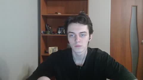 traqqq online show from 3, 12, 2025