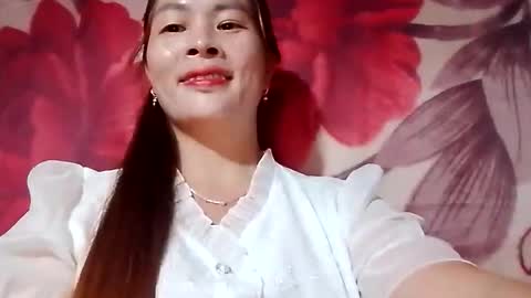 Snapshot of xuxulove00 chatting on 20, 10, 2025 xuxulove00 online show from 20, 10, 2025