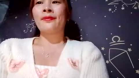 Snapshot of xuxulove00 chatting on 23, 11, 2025 xuxulove00 online show from 23, 11, 2025