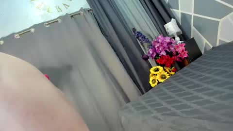 Snapshot of xvalentinafox chatting on 28, 2, 2025 Hairy Queen Valentina online show from 28, 2, 2025