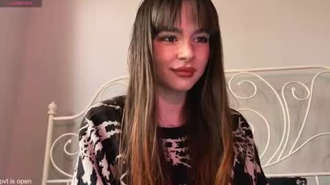 Lily online show from 3, 7, 2026