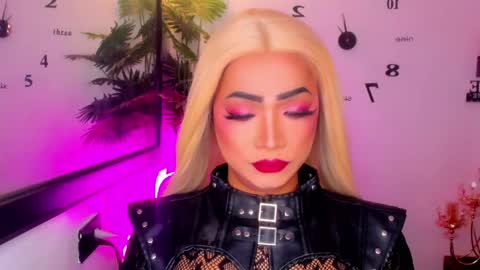Snapshot of xxasian_goddessxx chatting on 24, 3, 2026 xxasian_goddessxx online show from 24, 3, 2026