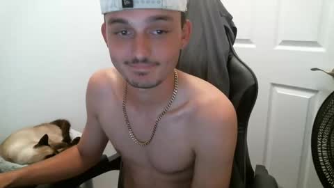 Snapshot of xxdreamboyxx0o chatting on 4, 3, 2025 XxDreamBoyxX online show from 4, 3, 2025