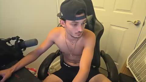 Snapshot of xxdreamboyxx0o chatting on 29, 6, 2026 XxDreamBoyxX online show from 29, 6, 2026