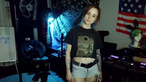 Snapshot of xxlilithmoonxx chatting on 21, 4, 2026 Lilith online show from 21, 4, 2026