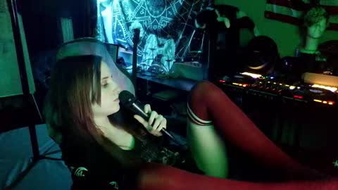 Snapshot of xxlilithmoonxx chatting on 28, 4, 2026 Lilith online show from 28, 4, 2026