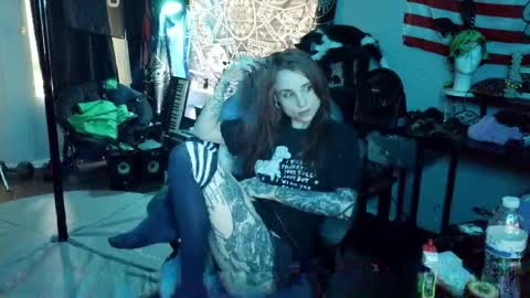 Snapshot of xxlilithmoonxx chatting on 13, 5, 2026 Lilith online show from 13, 5, 2026