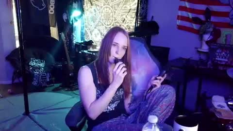 Snapshot of xxlilithmoonxx chatting on 13, 6, 2026 Lilith online show from 13, 6, 2026