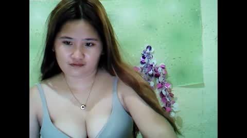 Snapshot of xxmoniqque19 chatting on 24, 2, 2025 xxmoniqque19 online show from 24, 2, 2025