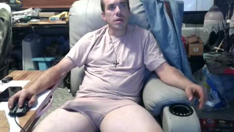 Snapshot of xxscubastevexxx chatting on 15, 10, 2025 xxScubaStevexx online show from 15, 10, 2025